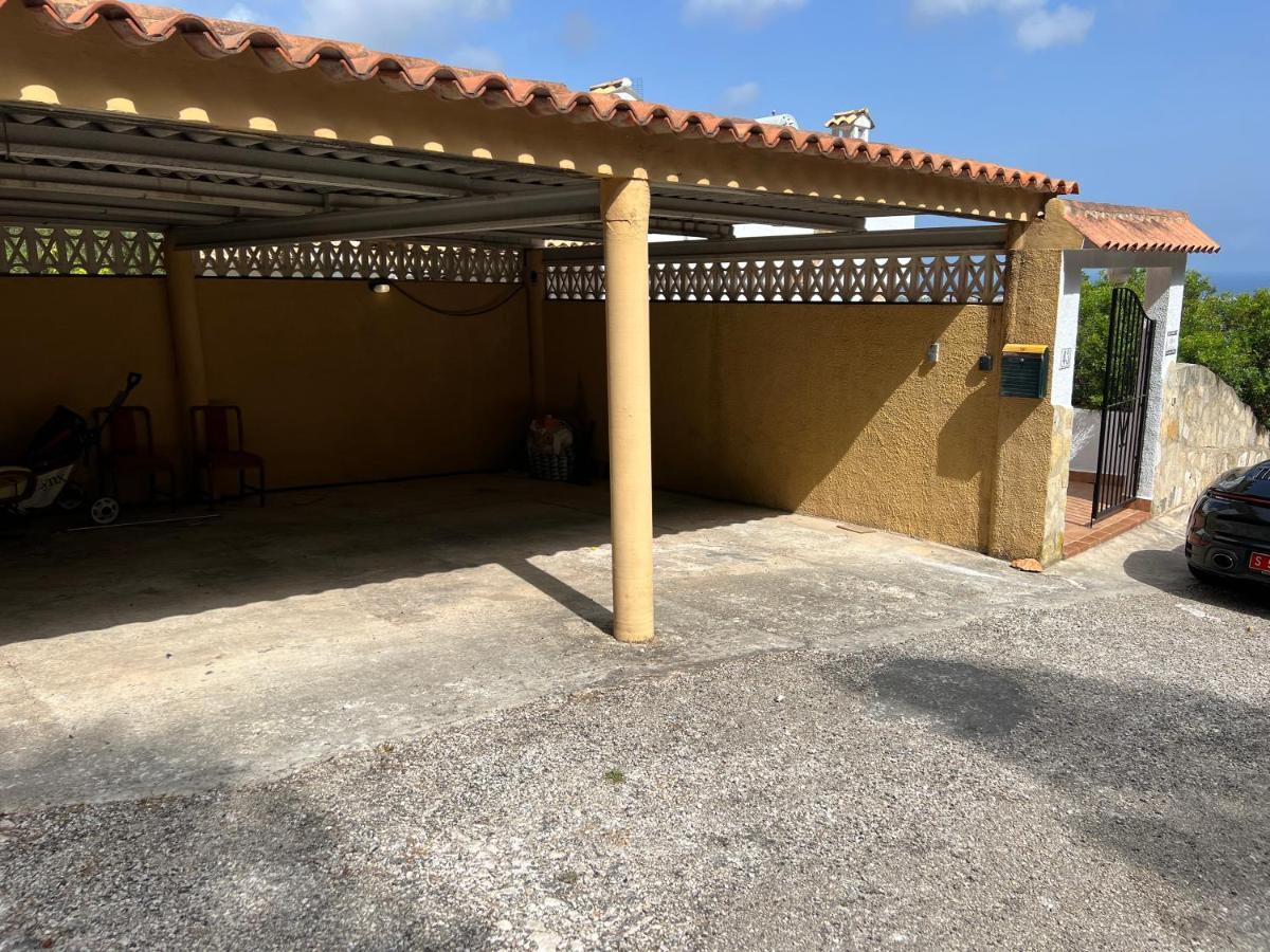 Villa Familia